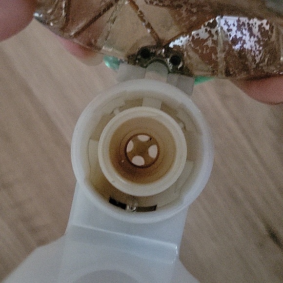 Pineapple Wallflower Plug - Picture 8 of 8